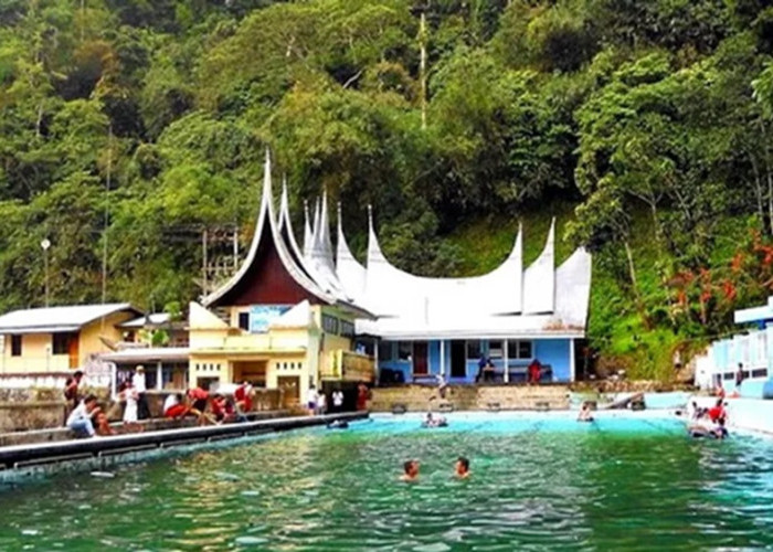 Wisata Lubuk Mata Kucing: Surga Pemandian Alami dengan Air Jernih yang Menyegarkan