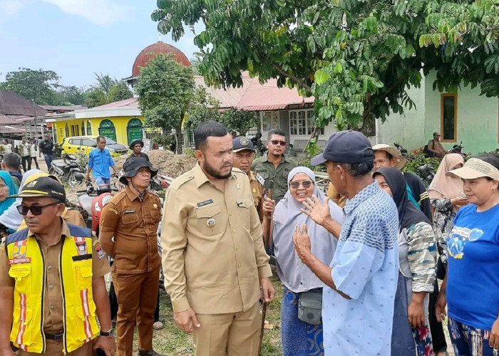 Banjir Bandang Rusak Irigasi, Pemko Padang Kebuti Pemulihan Aliran Air Sawah Warga