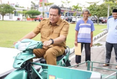 BAZNAS Pariaman Salurkan Bentor untuk Bantu Pemulung Tingkatkan Pendapatan