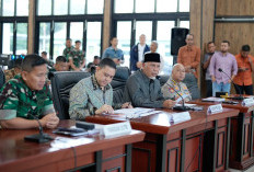 Gubernur Mahyeldi Bangga: Sumbar Bebas Tenda Pengungsian, Warga Sudah Huni Huntara
