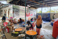 Dinsos Sumbar Operasikan 50 Dapur Umum untuk Korban Banjir dan Longsor, Ribuan Nasi Bungkus Didistribusikan Se