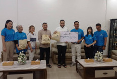 Perbanas Salurkan 1000 Paket Sembako Ramadan untuk Korban Bencana di Kota Padang