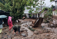 Ratusan Korban Banjir Bandang Solok Masih Tinggal di Pengungsian