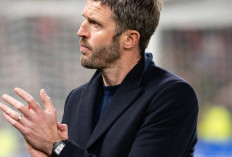 Main dengan 10 Orang, Michael Carrick Tetap Puji Mentalitas Skuad MU Meski Takluk dari Leeds