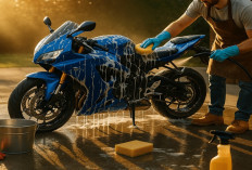 Tips Mencuci Motor di Rumah, Dijamin Jadi Kinclong!