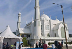 Gubernur Mahyeldi Resmi Buka Ramadan Halal Fest 2026: Tonggak Ekonomi Syariah Kota Padang